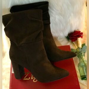 NWOT ZIGI soho Elegant Brown Women's Boots